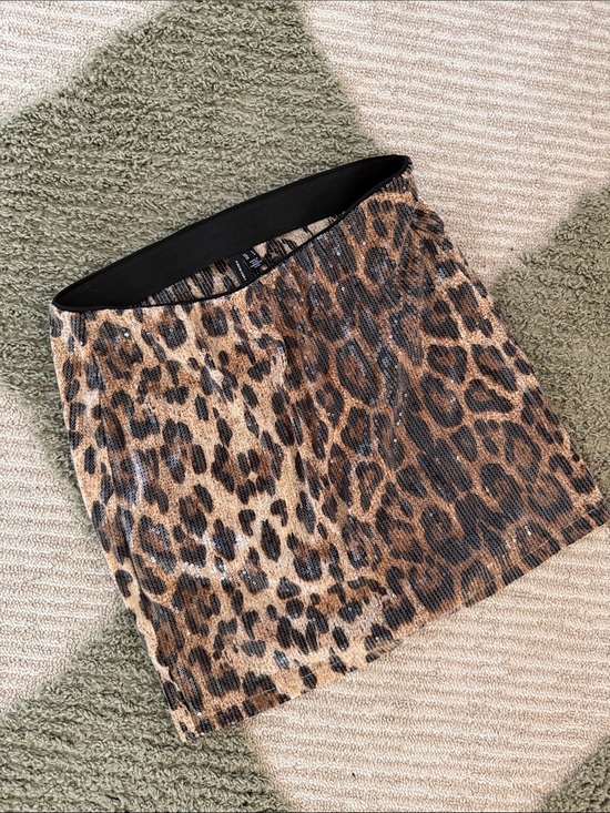 Vero Moda Dresses & Skirts - Vero Moda Leopard Print Mini Skirt in Brown and Black